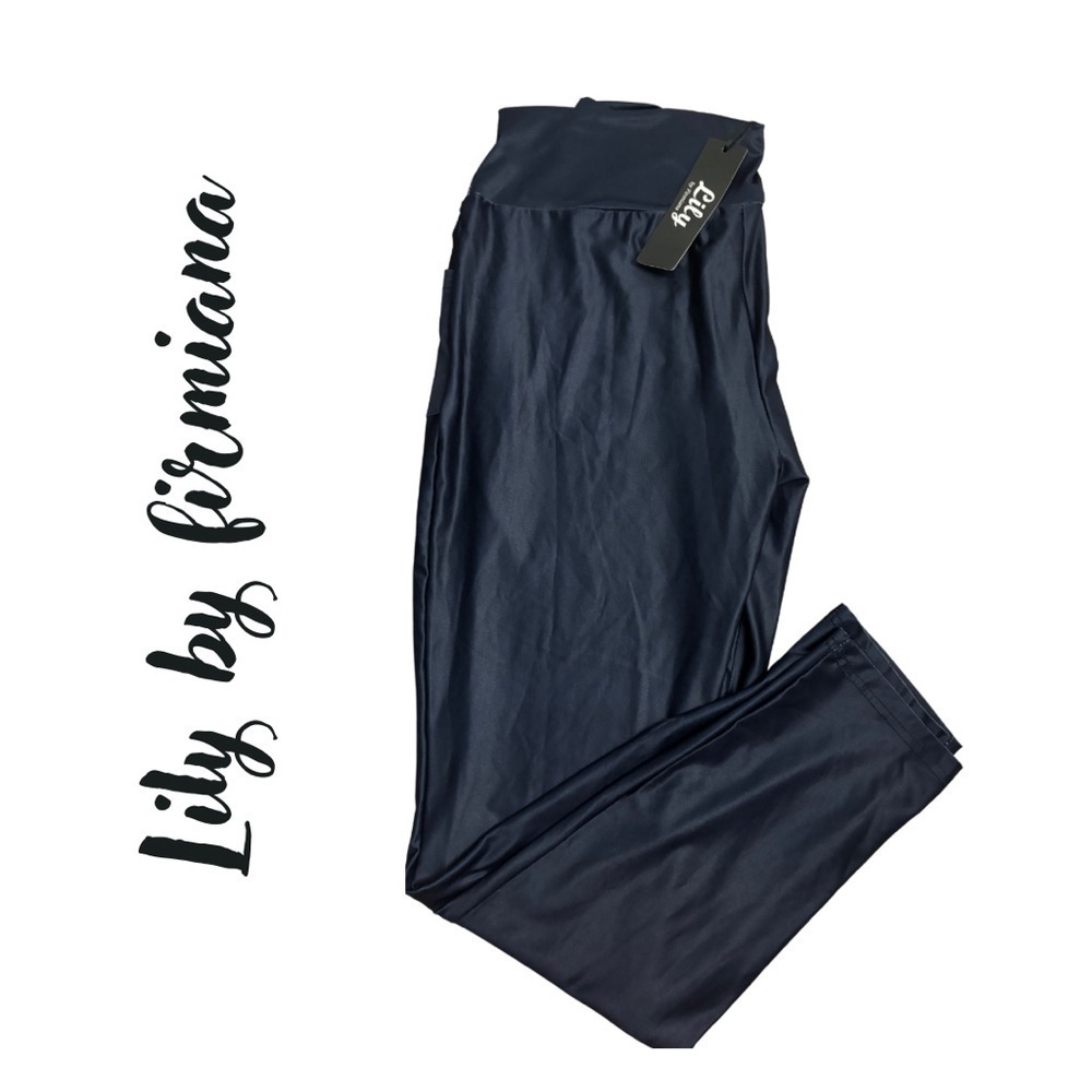 Lily by Firmiana Navy NWT Leggings Size L/ XL Women’s
